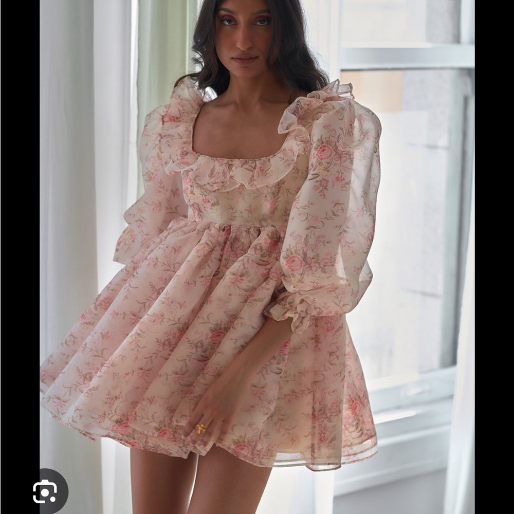 Selkie The Renaissance Girl Mayfair Puff Dress